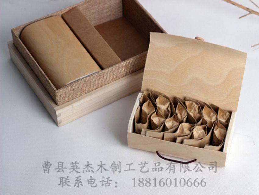 點(diǎn)擊查看詳細(xì)信息<br>標(biāo)題：木制茶葉盒 閱讀次數(shù)：897