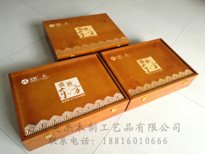 點(diǎn)擊查看詳細(xì)信息<br>標(biāo)題：木制紅酒盒 閱讀次數(shù)：826