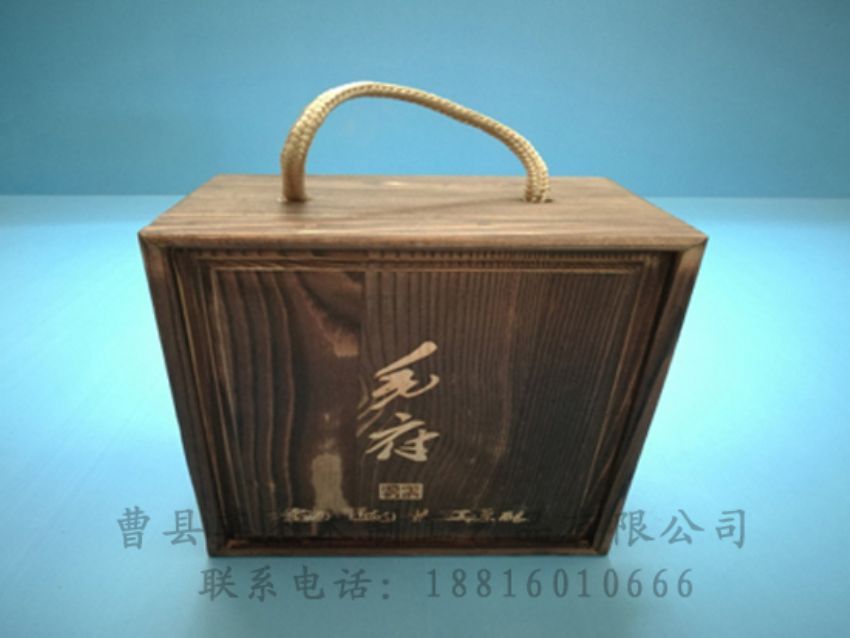 點(diǎn)擊查看詳細(xì)信息<br>標(biāo)題：木制紅酒盒 閱讀次數(shù)：858